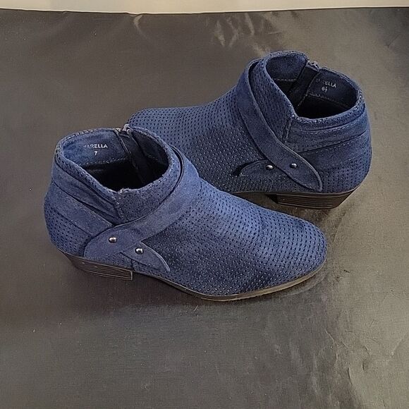 SHOE LAND SIDE ZIP CLOSURE ROUND TOE  SUEDE BOOTIE - Picture 6 of 13